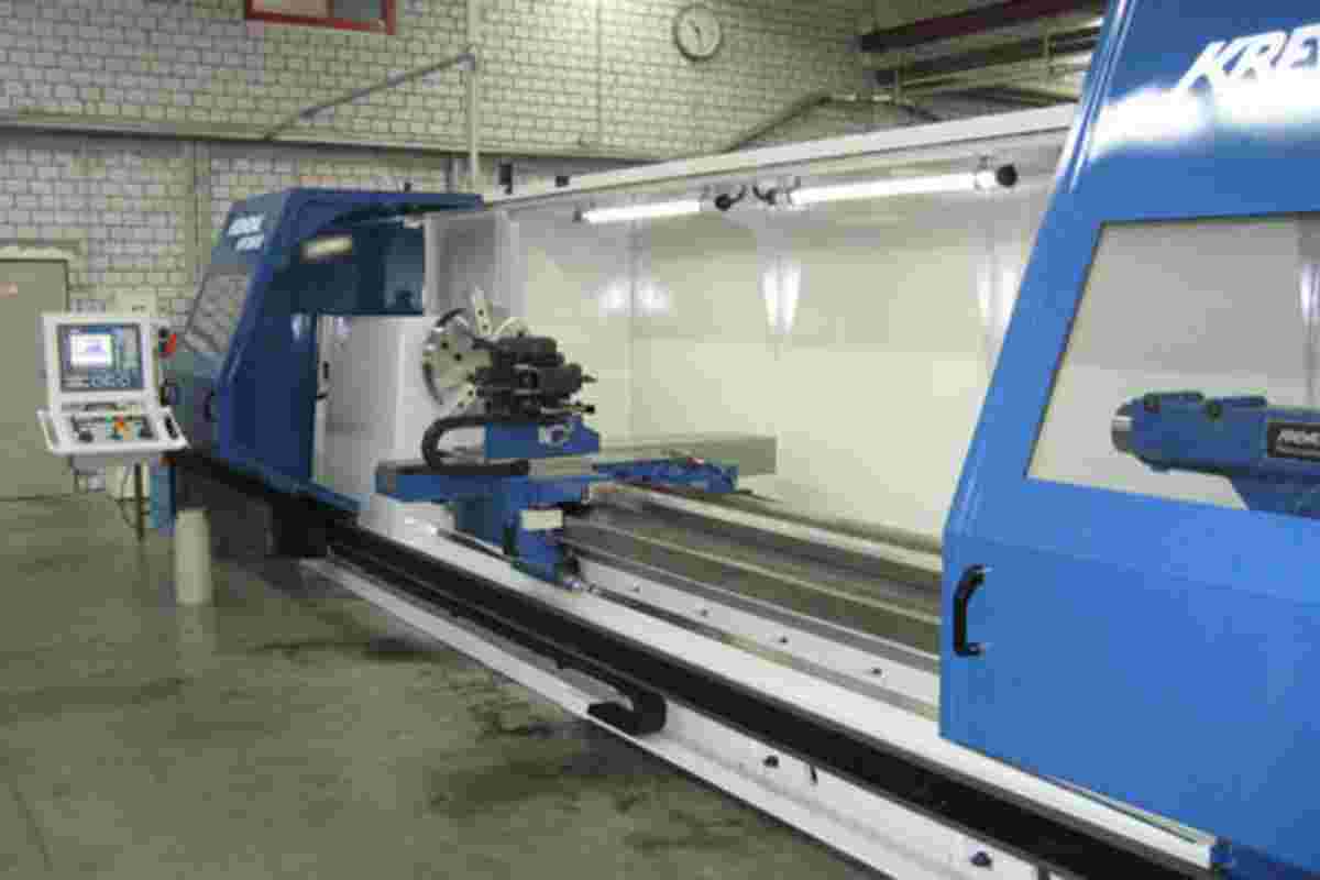 Drehen, Fräsen, Bohren - Zerspanung, Kunststoffbearbeitung