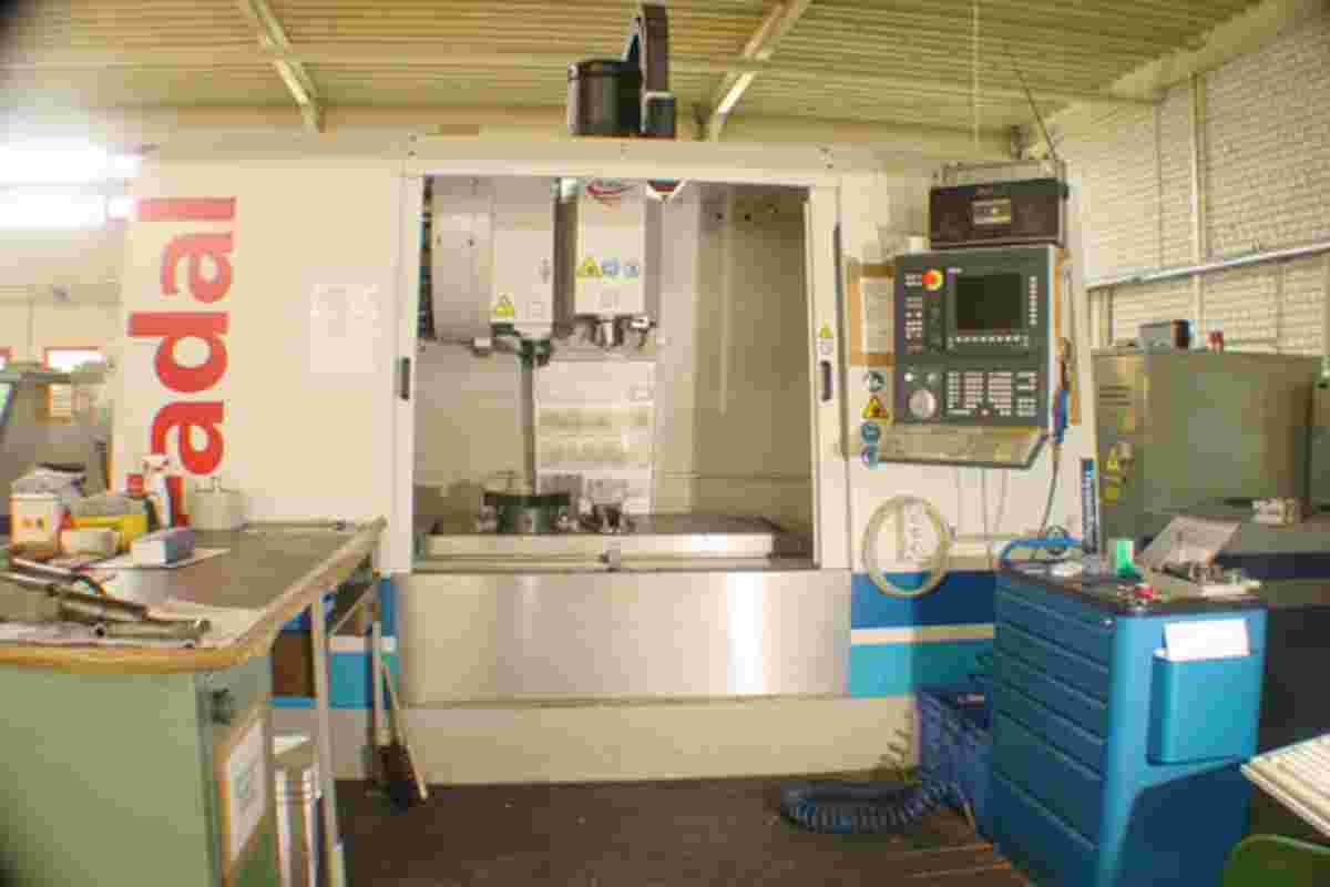 Drehen, Fräsen, Bohren - Zerspanung, Kunststoffbearbeitung