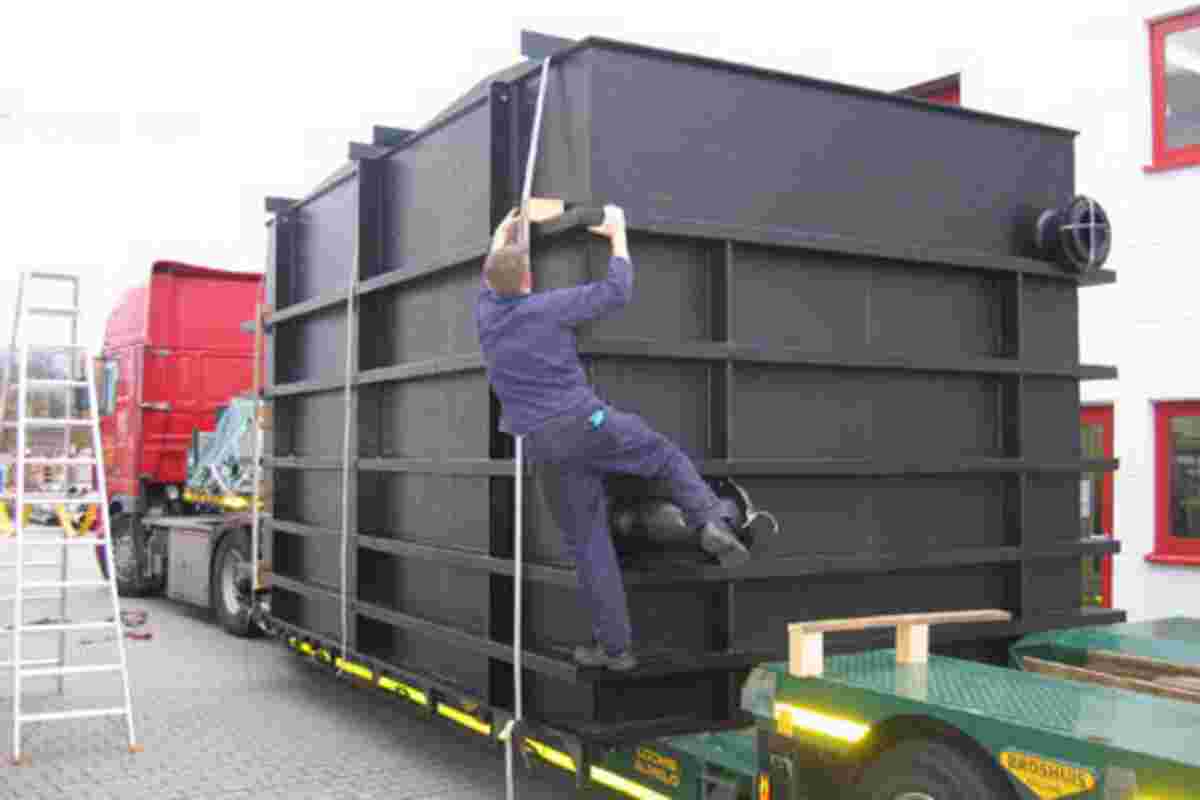 Prozesstechnik Flüssigkeiten, Säuretanks, Lagertank Kunststoff, industrielle Anwendungen