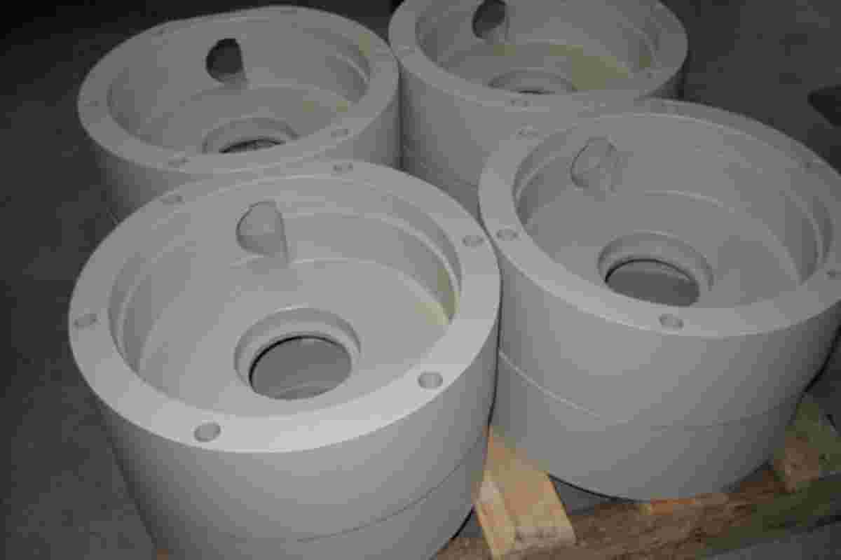 Drehen, Fräsen, Bohren - Zerspanung, Kunststoffbearbeitung